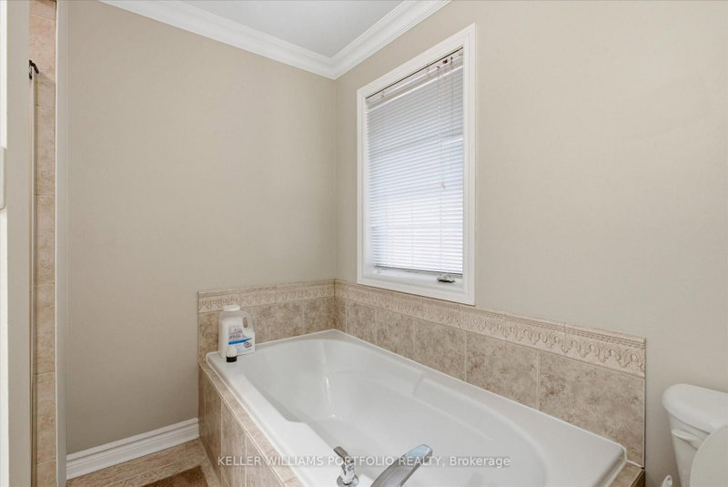 2153 Meadowglen Oakville,ON L6M 4C8 — Photo 28