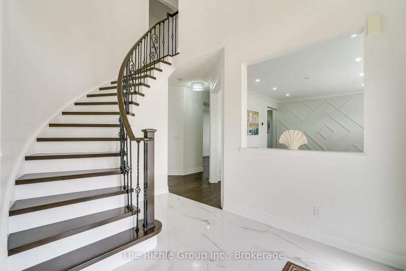 59 Tarquini Crescent