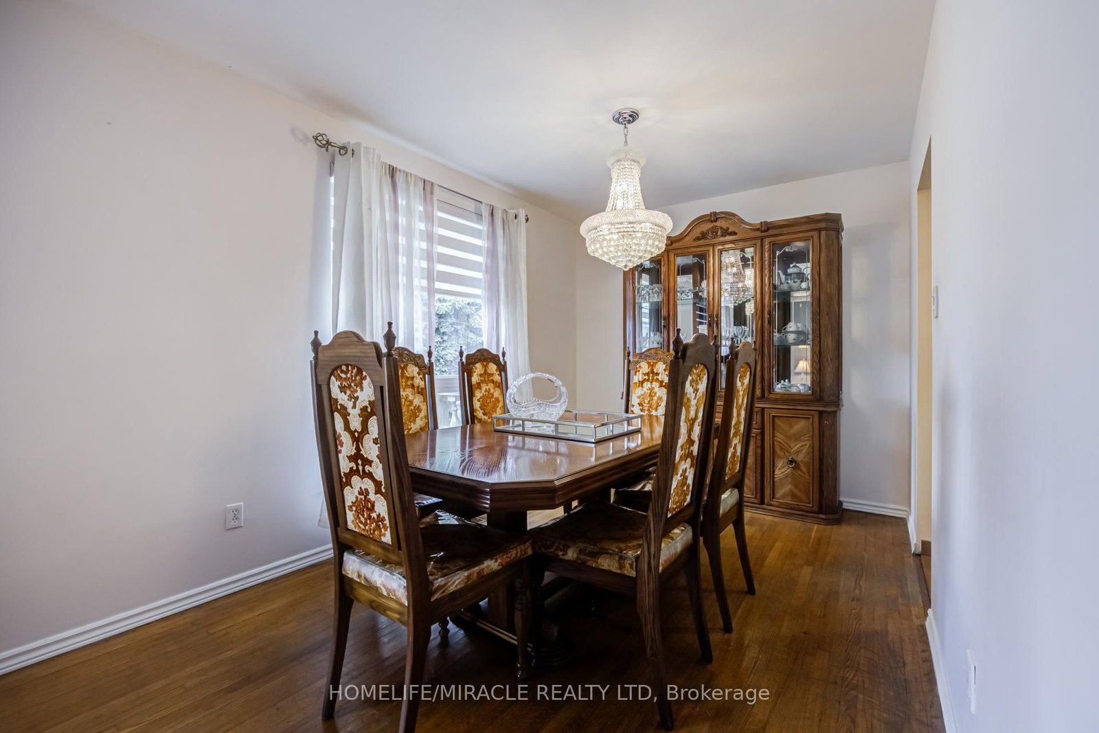 9 Wheatsheaf Crescent • Toronto, ON photo 13