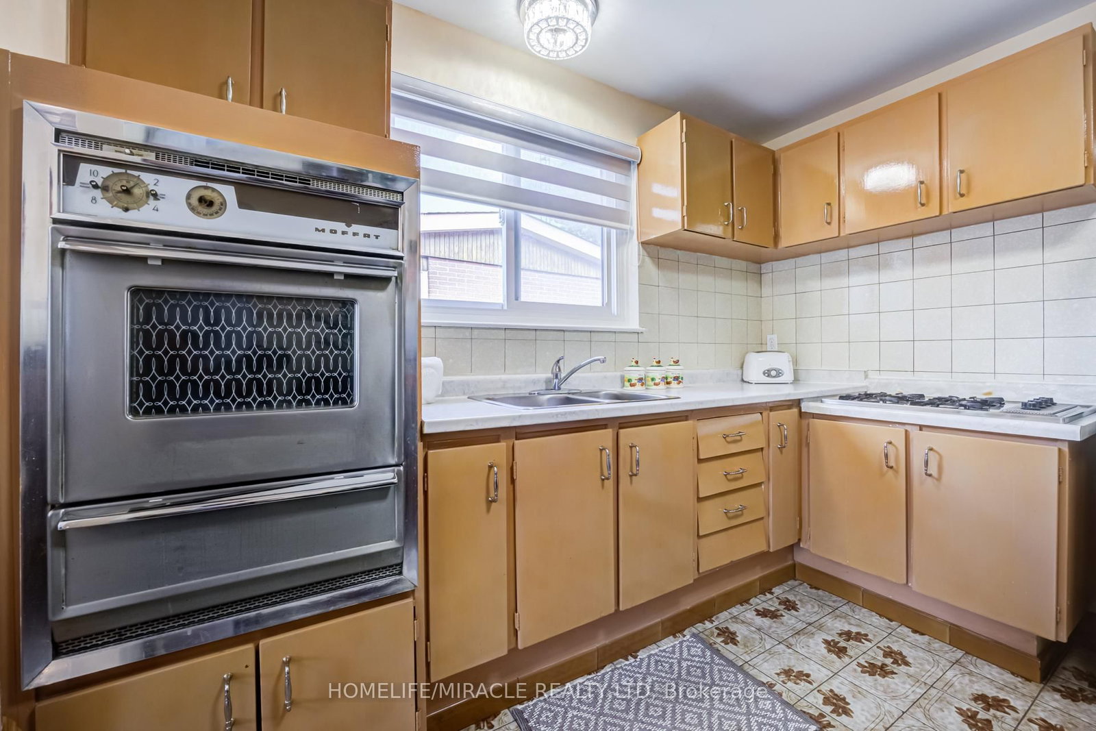9 Wheatsheaf Crescent • Toronto, ON photo 17
