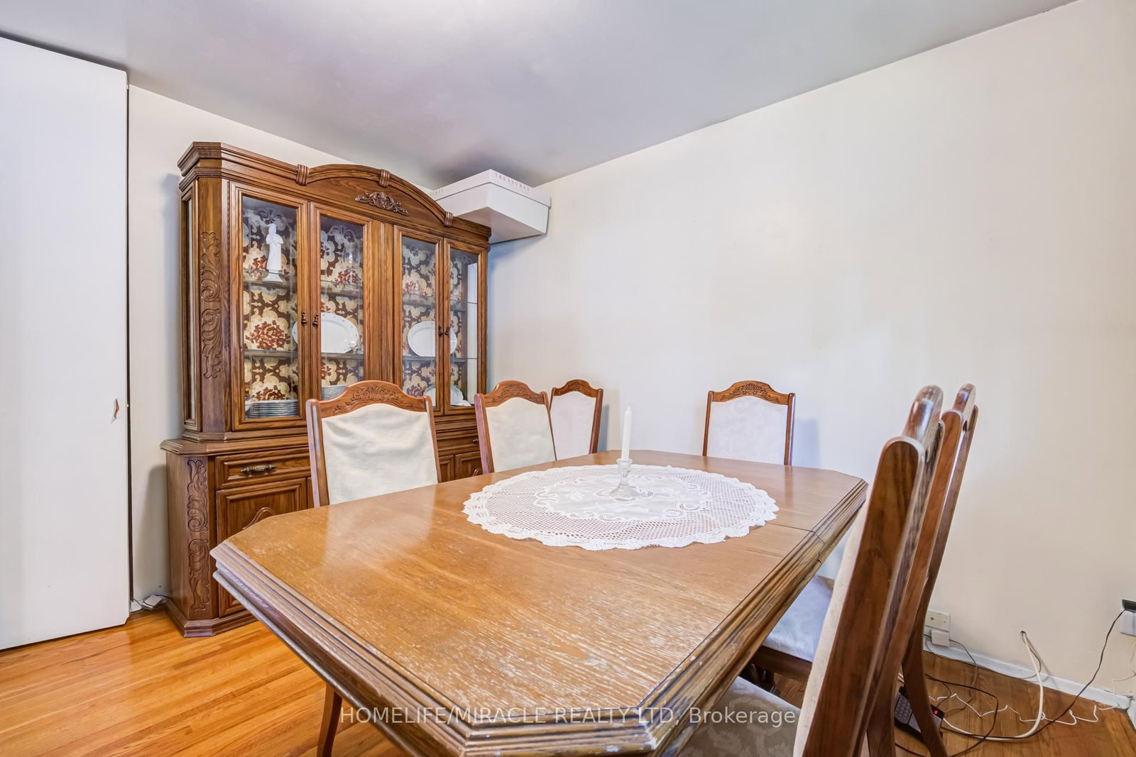 9 Wheatsheaf Crescent • Toronto, ON photo 26