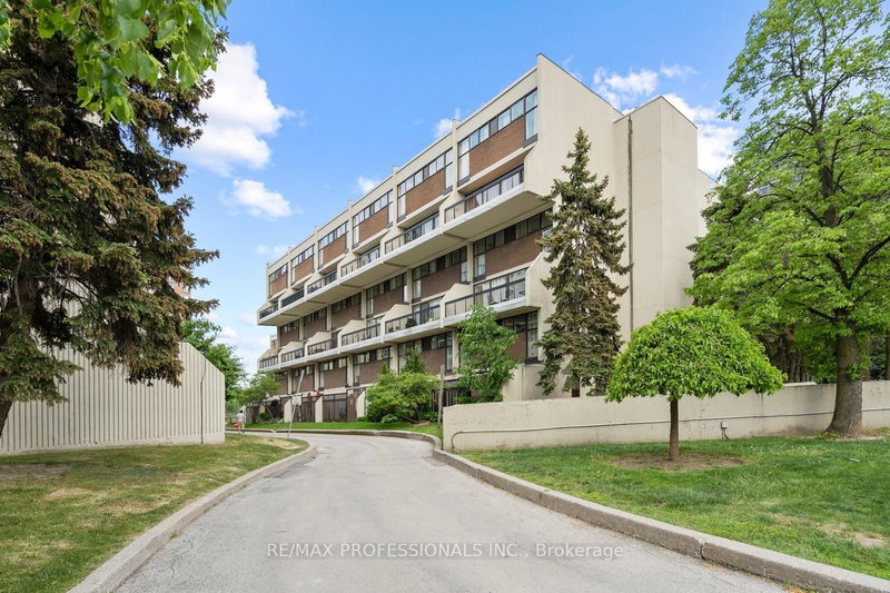 339 - 2 Valhalla Inn Road