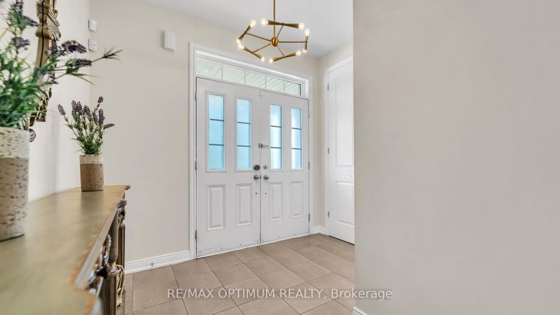 37 Island Brampton,ON L4A 7X4 — Photo 4