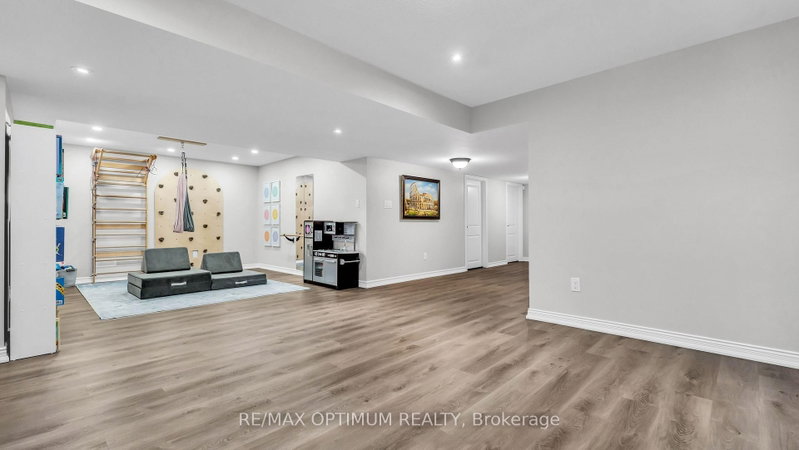 37 Island Brampton,ON L4A 7X4 — Photo 42