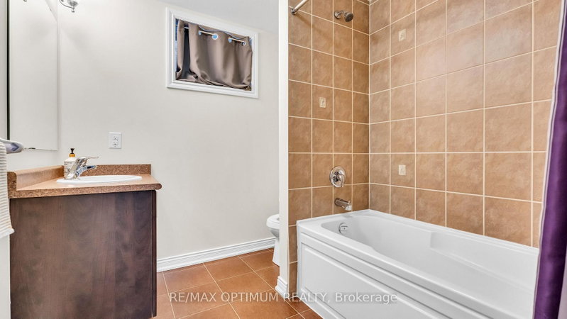 37 Island Brampton,ON L4A 7X4 — Photo 45