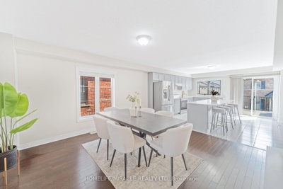 11 Finegan Circle • Brampton, ON photo 8
