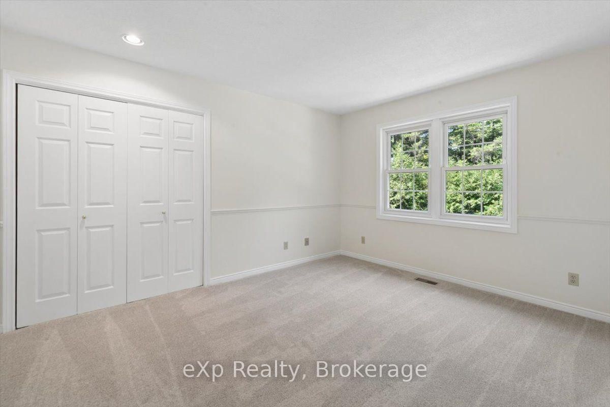 2039 Blacklock Street • Milton, ON photo 25
