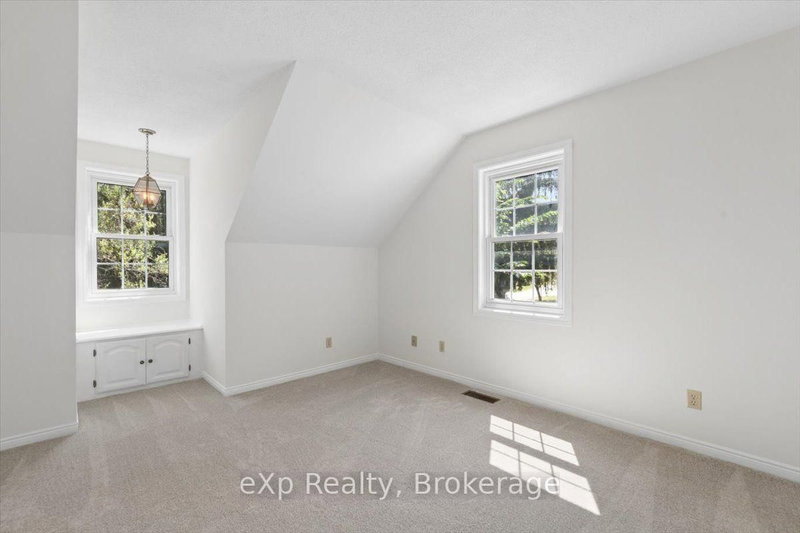 2039 Blacklock Milton,ON L0P 1B0 — Photo 27