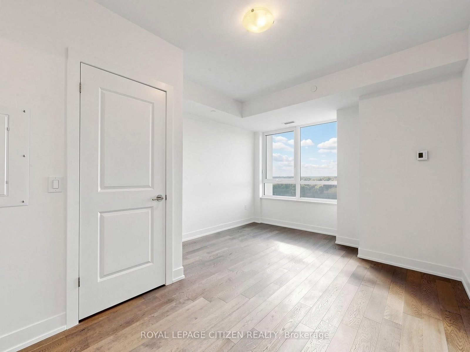 1063 Douglas McCurdy Comm • #907 • Mississauga, ON photo 23