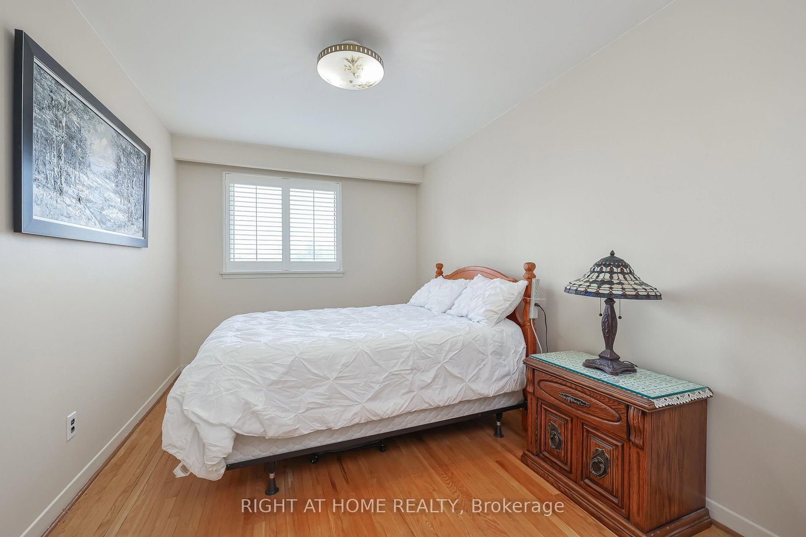 25 Larchwood Road • Toronto, ON photo 23