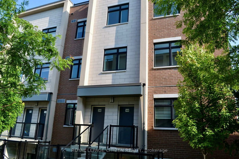 248 - 1075 Douglas Mccurdy Common