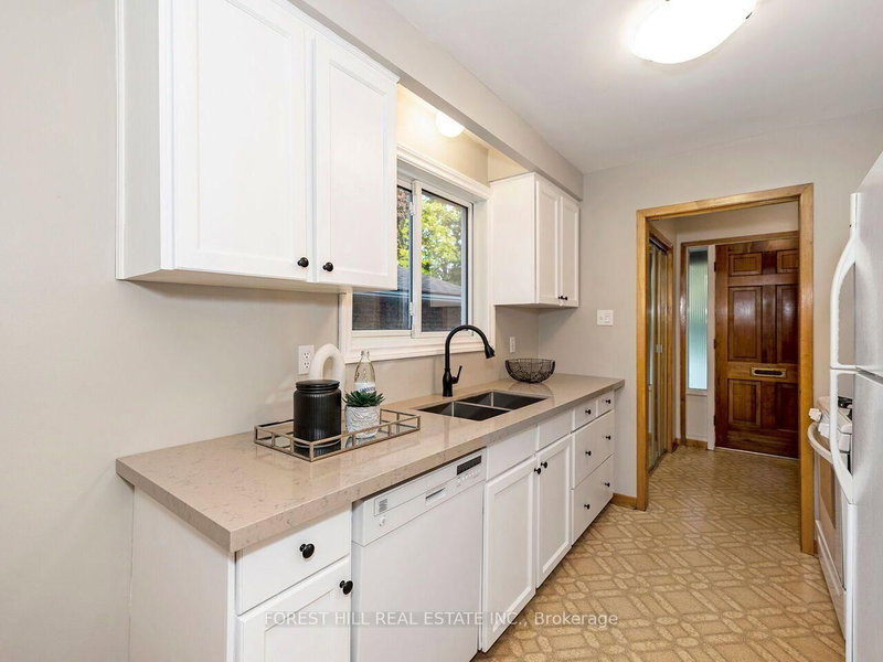 6193 Montevideo Mississauga,ON L5N 2E8 — Photo 7