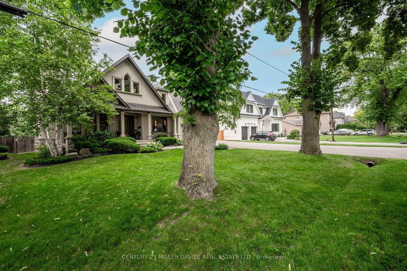 249 Lakeside Avenue