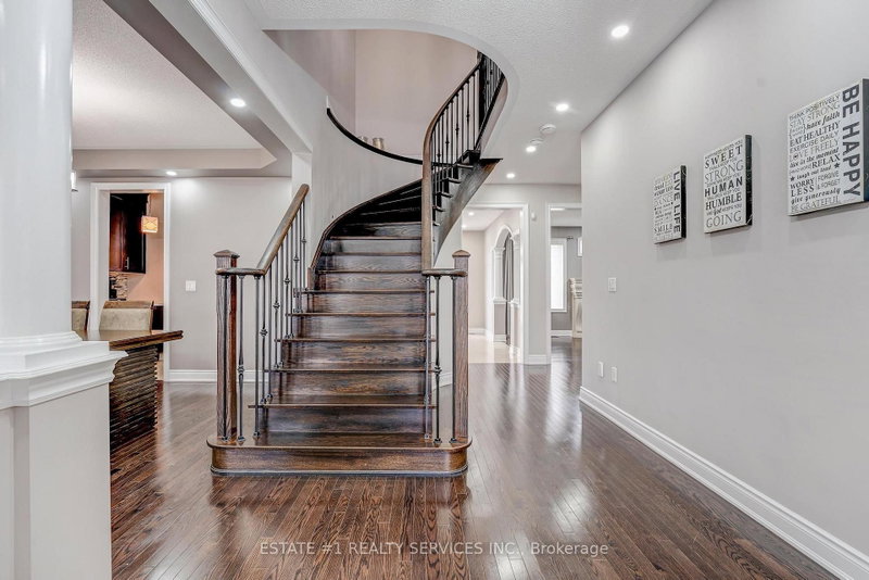 20 Maybeck Drive