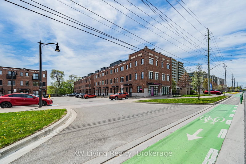 70 Plains Rd W photo 4