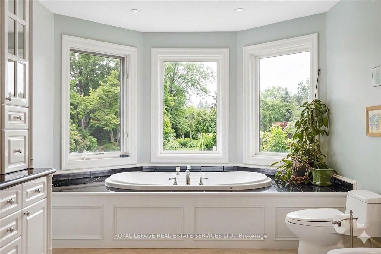 1726 The Pines • Mississauga, ON photo 24