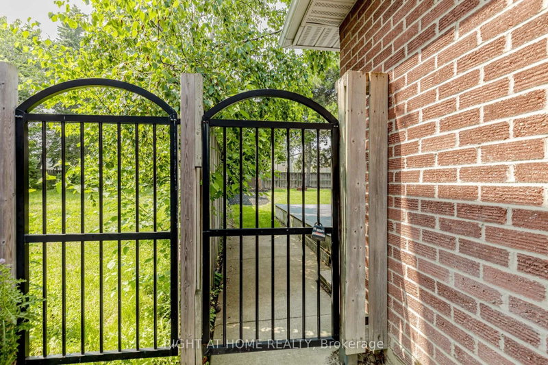 1073 Mesa Mississauga,ON L5H 4B3 — Photo 12