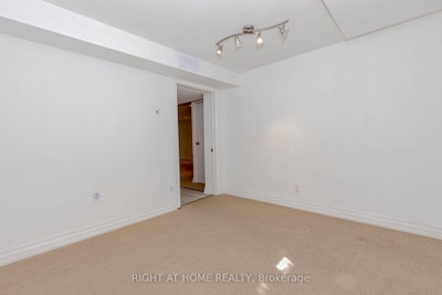 1073 Mesa Mississauga,ON L5H 4B3 — Photo 13