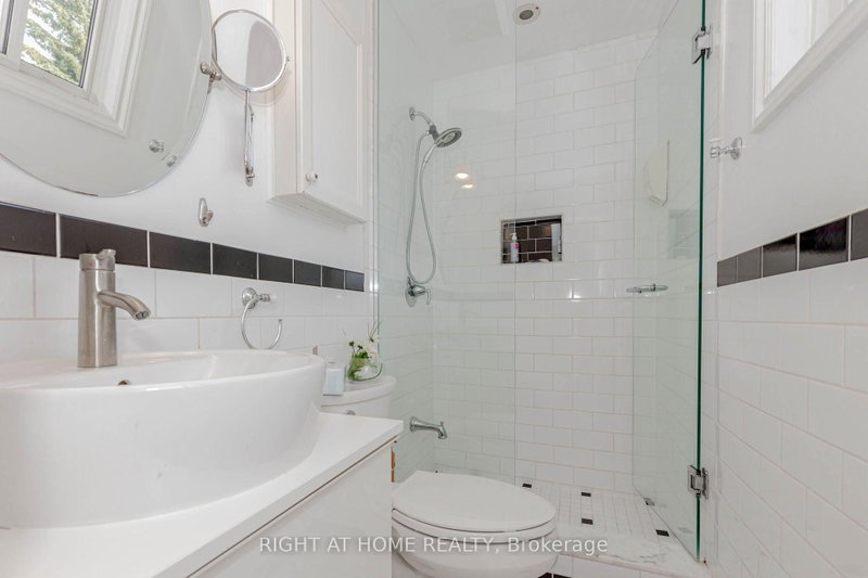 1073 Mesa Mississauga,ON L5H 4B3 — Photo 35