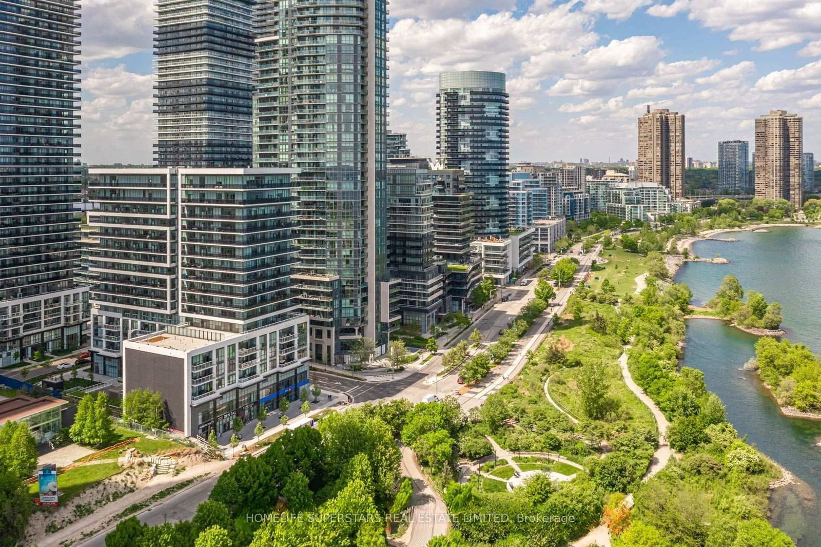 65 Annie Craig Drive • #407 • Toronto, ON photo 3