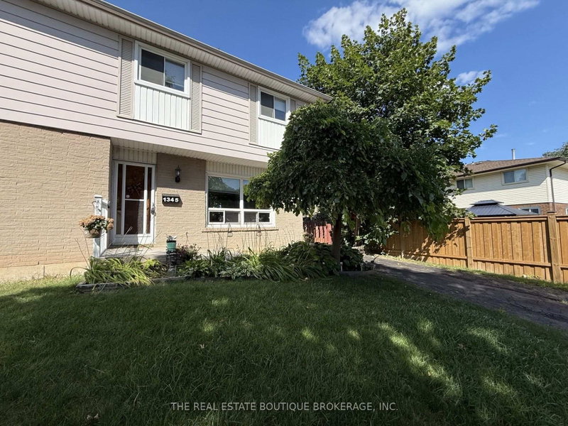 1345 Colonsay Drive