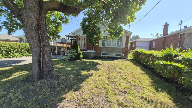 Upper - 71 Gunton Drive