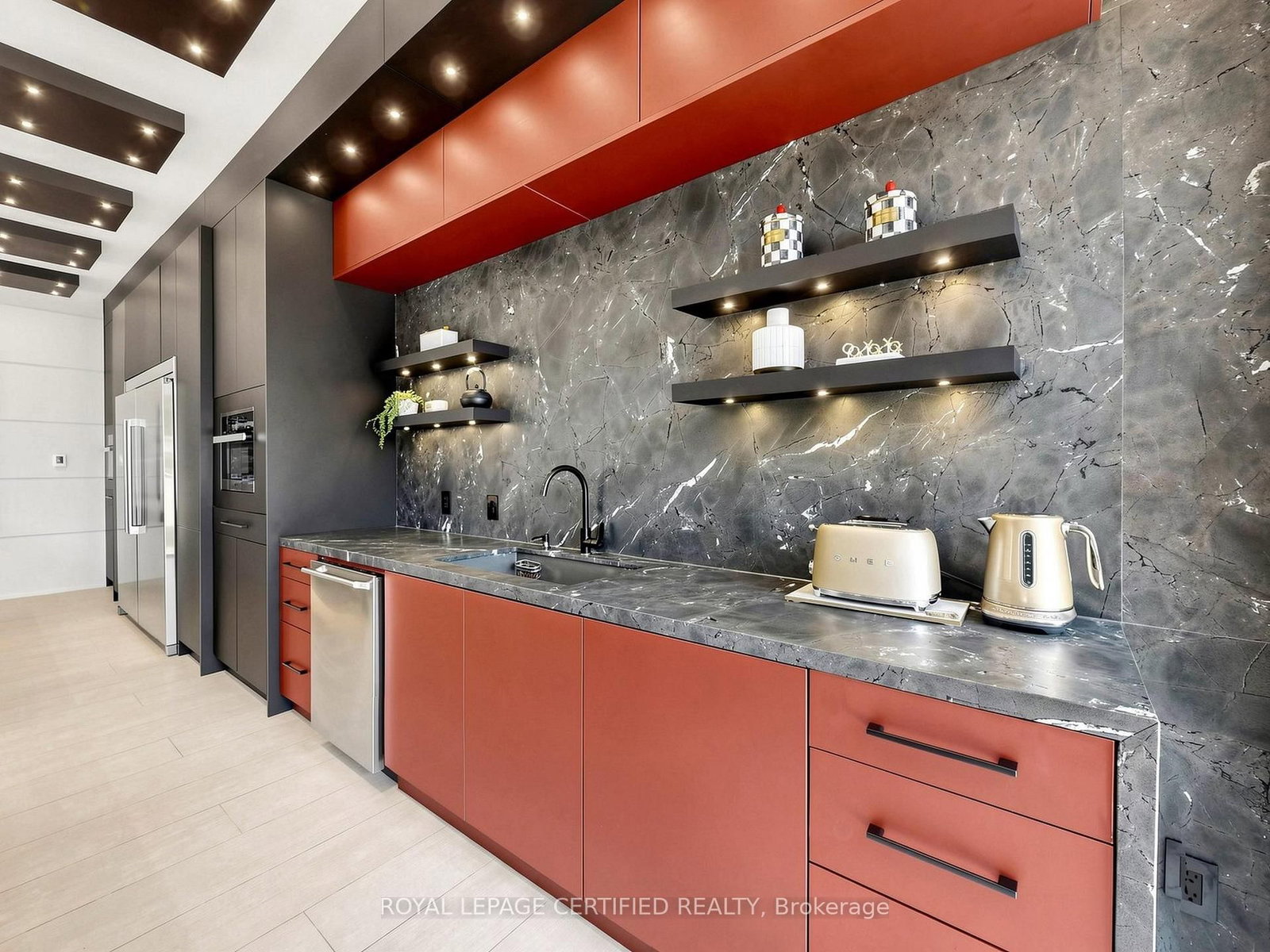 2378 Rebecca Street • Oakville, ON photo 15