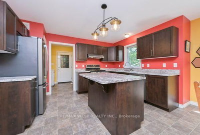 5651 The Grange Side Road • Caledon, ON photo 7