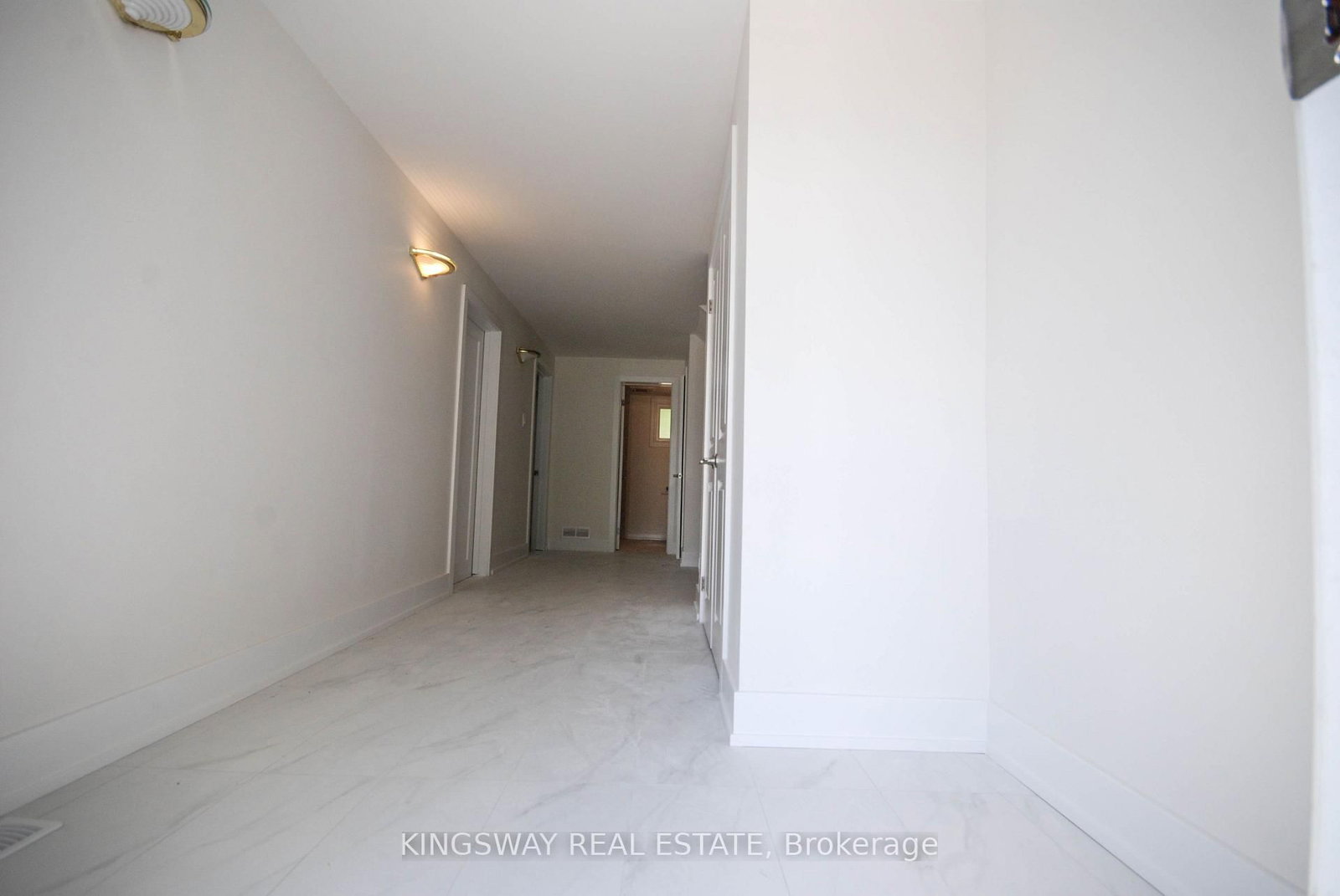 24 Archdekin Drive • Brampton, ON photo 3