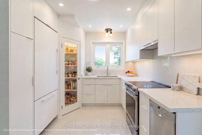 26 Flowertown Avenue — more photos