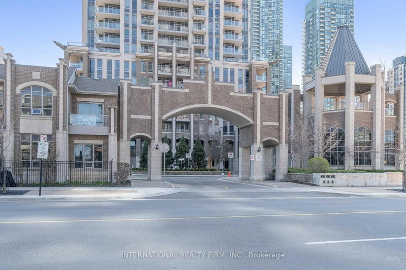 2004 - 388 Prince Of Wales Drive