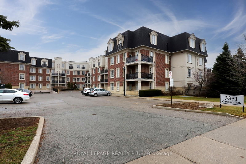 215 - 3351 Cawthra Road
