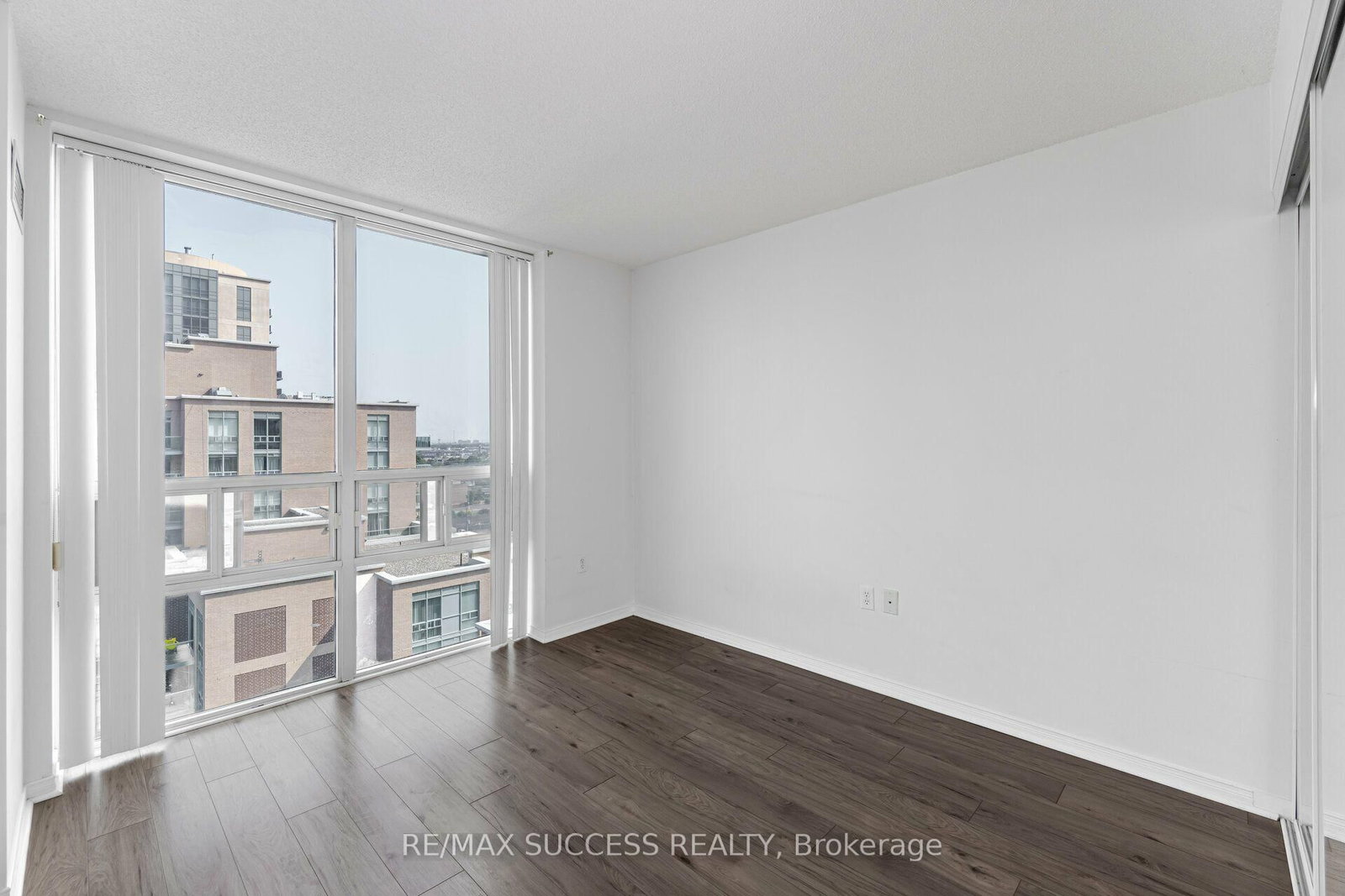 11 Michael Power Place • #PH14 • Toronto, ON photo 11