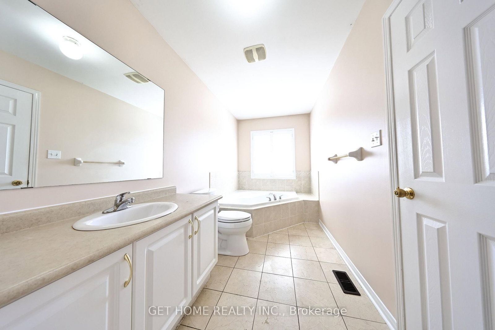 62 Charcoal Way • Brampton, ON photo 16