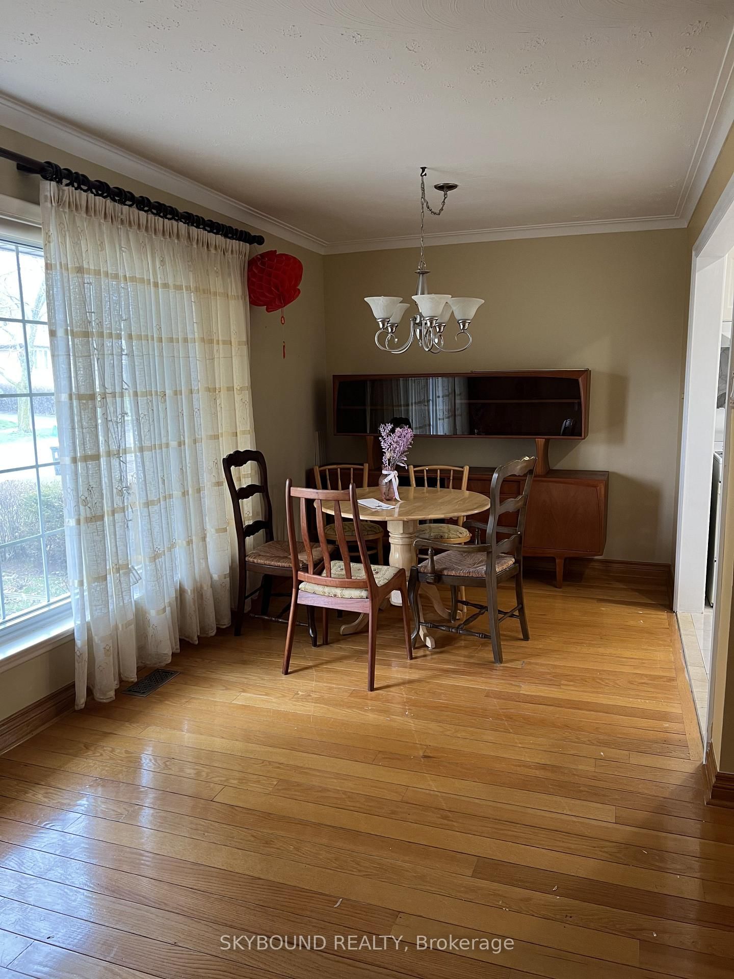 33 Bradstock Road • Toronto, ON photo 4