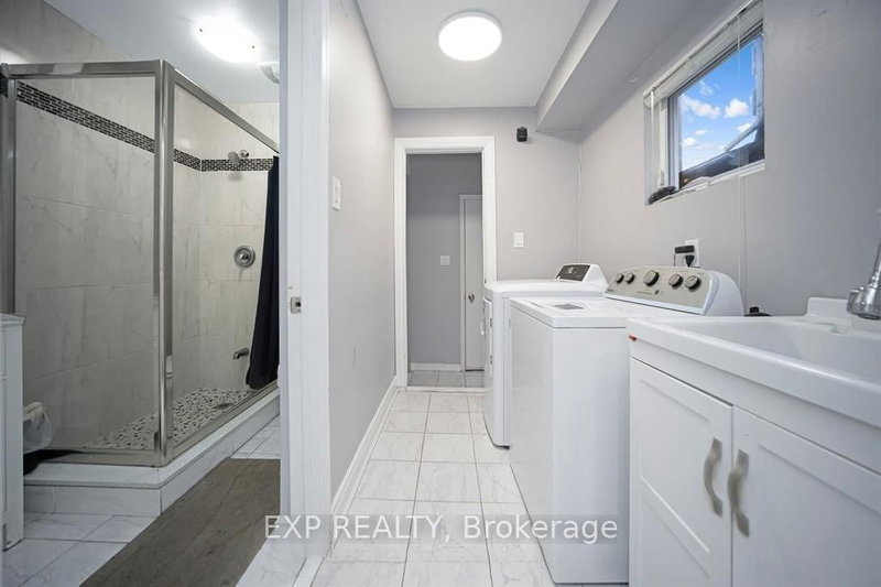 692 Huntington Ridge Mississauga,ON L5R 1Z5 — Photo 20