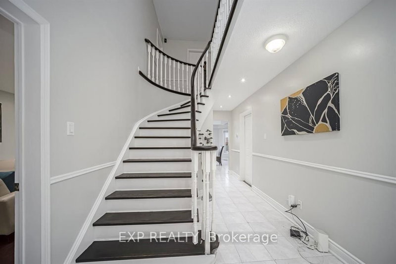 692 Huntington Ridge Mississauga,ON L5R 1Z5 — Photo 22