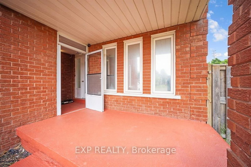 692 Huntington Ridge Mississauga,ON L5R 1Z5 — Photo 6