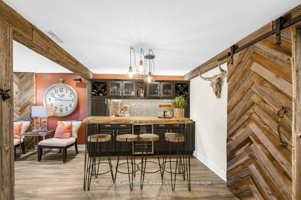 1482 Epping Road • Burlington, ON photo 25