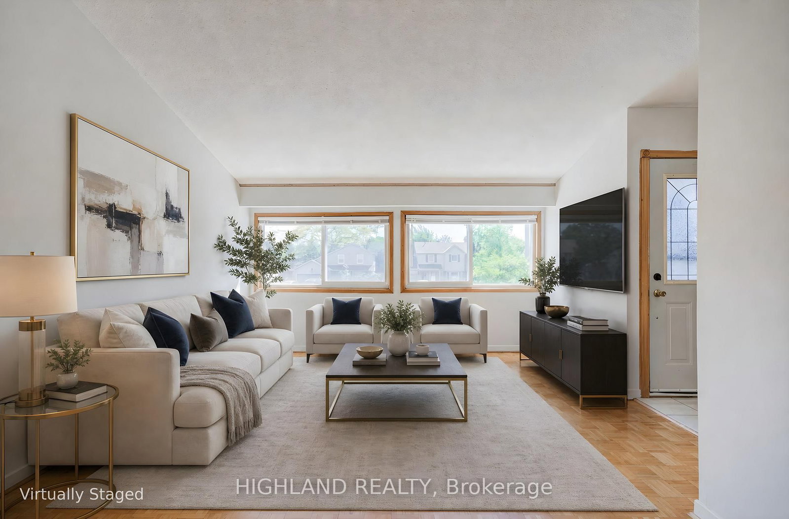 2075 South Millway • Mississauga, ON photo 4