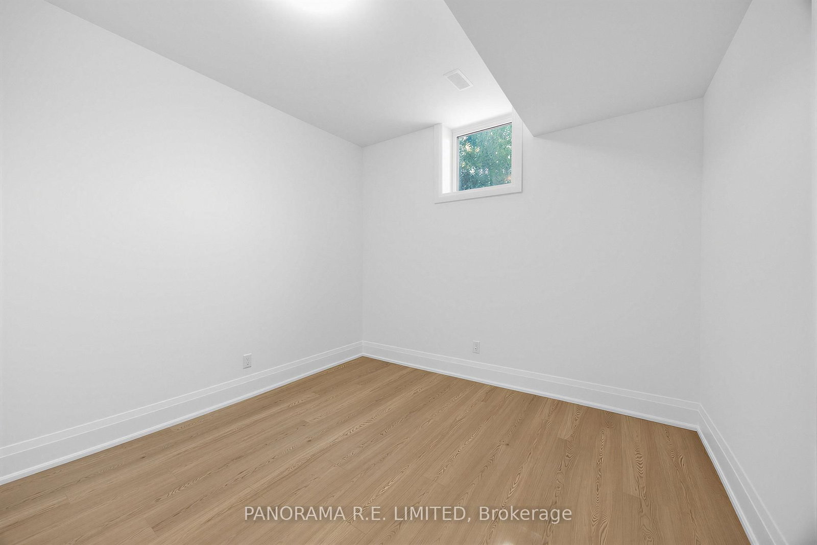 606 Abana Road, Unit Lower - Photo 8