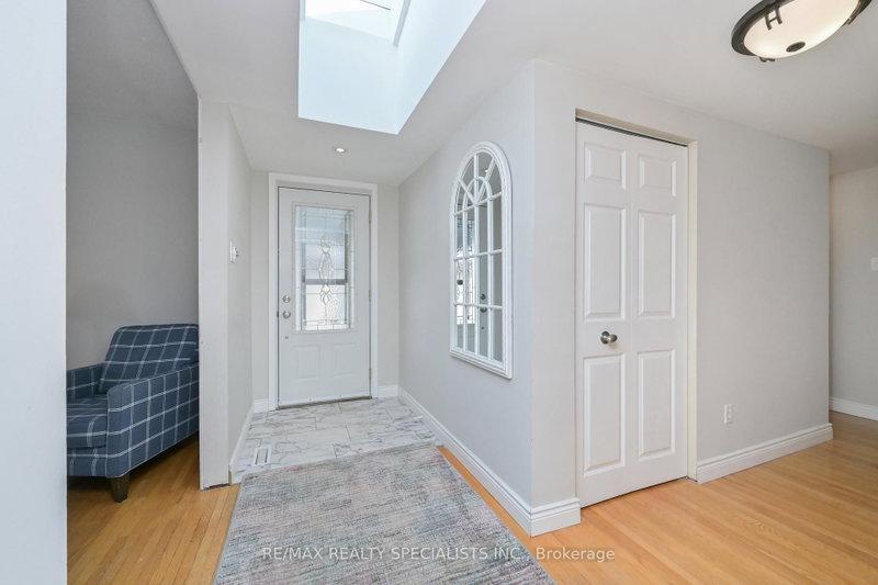 8 Beechwood Crescent