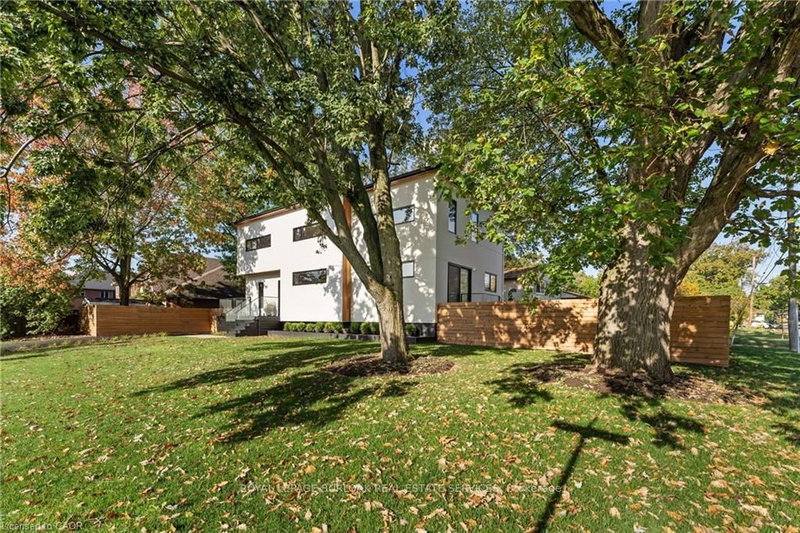 5427 ANTHONY Place