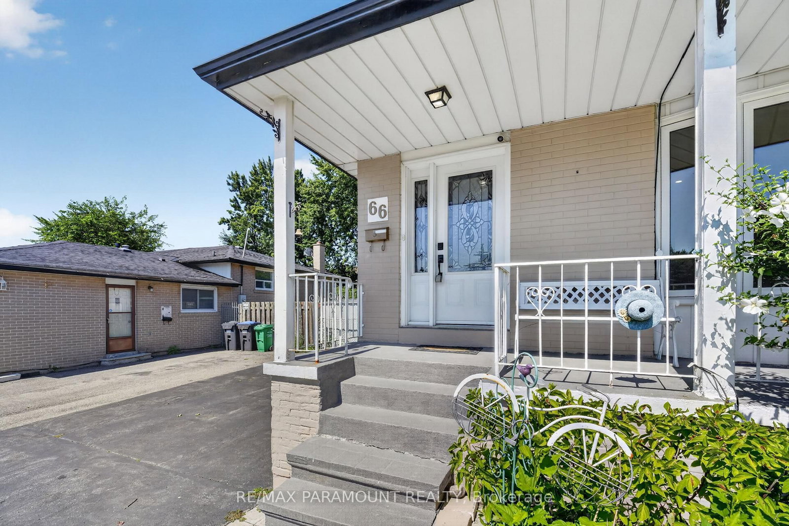 66 Doncaster Drive • Brampton, ON photo 4