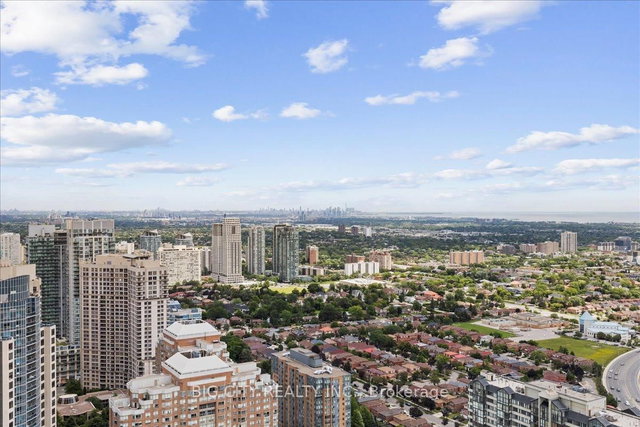 4012 - 3900 Confederation Parkway