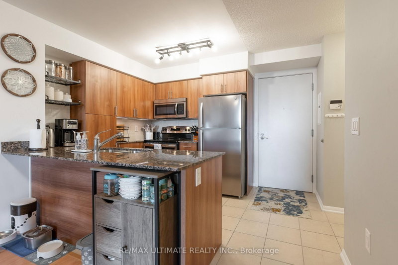 308 - 830 Lawrence Avenue W