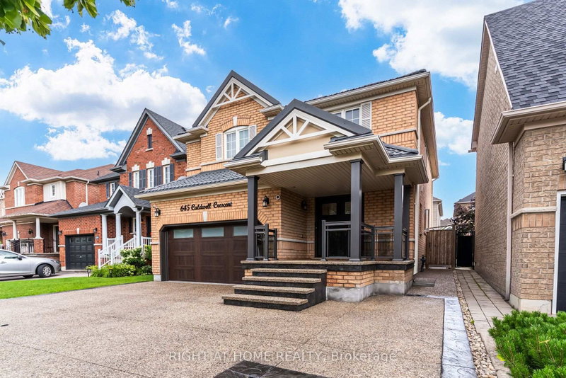 645 Caldwell Crescent