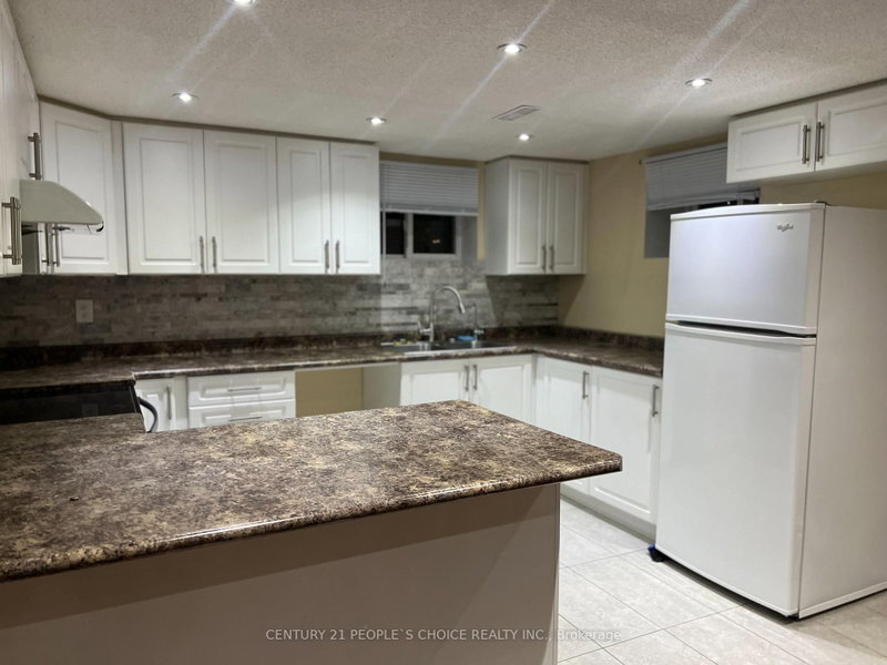 home for lease on 66 Stavely Crescent