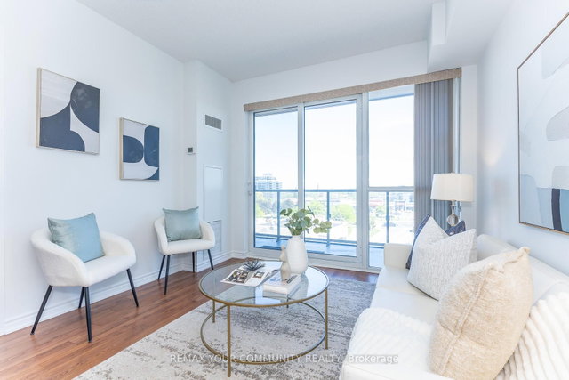 706 - 15 James Finlay Way