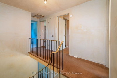 54 Omega Brampton,ON L6Z 1K5 — Photo 16